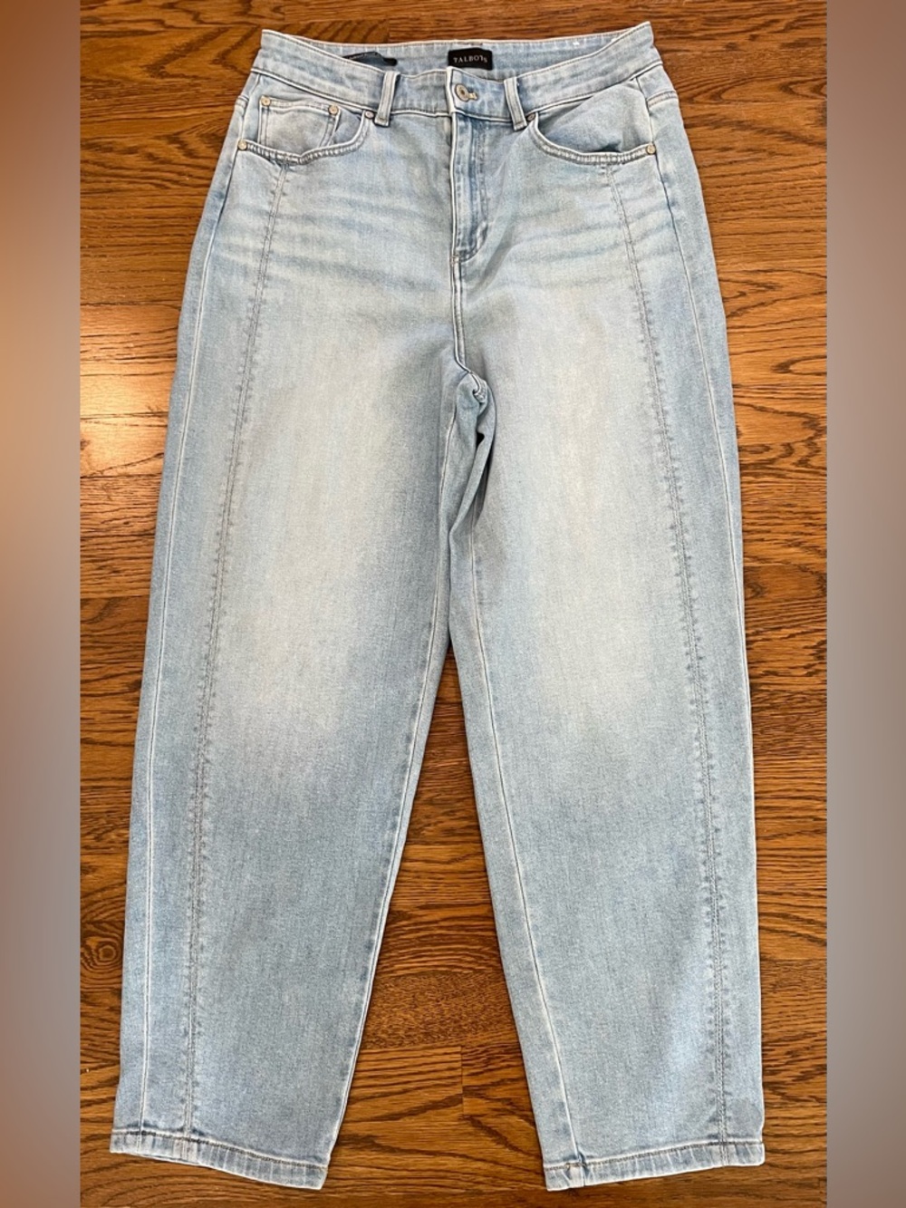 Talbots Relaxed Barrel Jeans Size 10 Light Blue Wash-Summer Denim